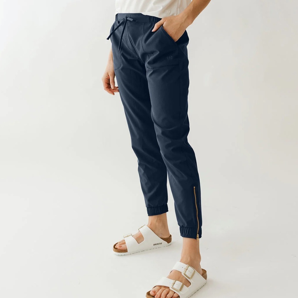 Albion Fit Navy JETSETTERS Joggers Athletic